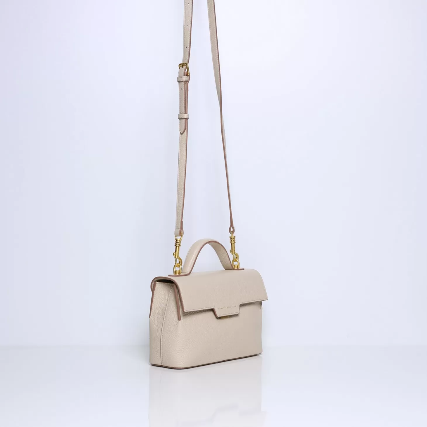 Hot FLORA | BAGS